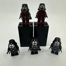 LEGO Star Wars Dark Red Armor sw0436 and Black Armor sw0443 Sith Trooper (5 Lot)