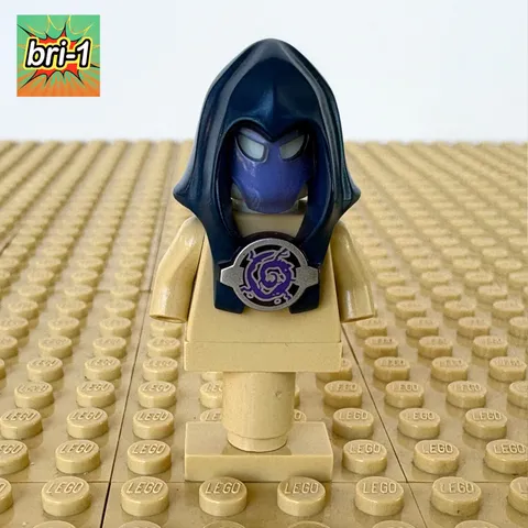 LEGO Ultra Agents: AntiMatter HOOD AND HEAD ONLY, uagt028, 70172, PORTAL, 2015