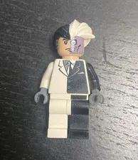 LEGO Two-Face 7781 BATMAN I 2006 Two Face's Escape