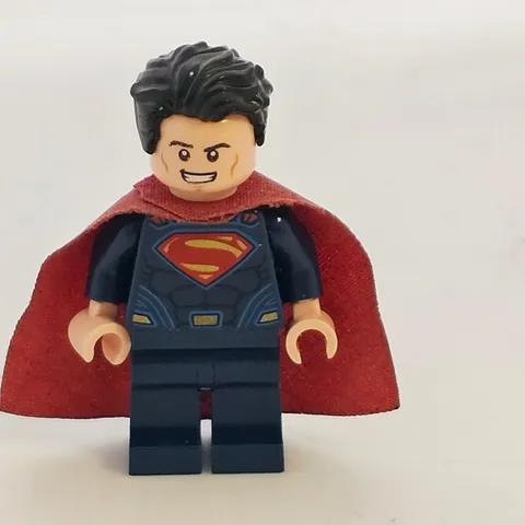 LEGO DC Super Heroes Superman - Dark Blue Suit Minifigure sh0219 Set 76087
