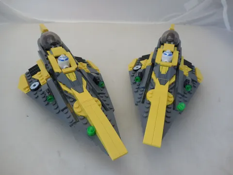 LEGO  (2) 75214 Anakin’s Starfighter With Mini figures
