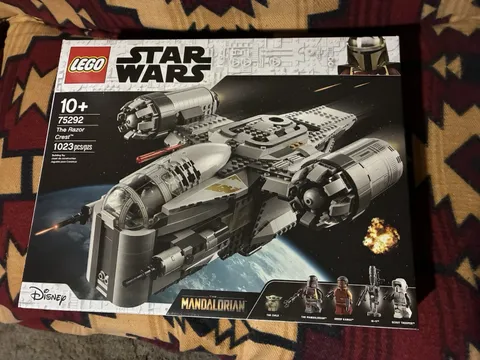 LEGO Star Wars - The Razor Crest, set 75292 **NEW & SEALED**