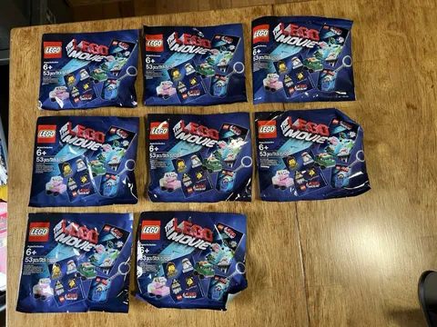 New - The LEGO Movie Exclusive Polybag Set 5002041 Lot of 8 Keychain Stickers ++