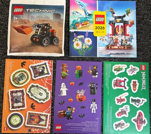 LEGO Catalog 2026 German Ed. / LEGO Technic # 30710 Loader / LEGO Stickers (3)