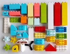 Lego DUPLO 10909 Heart Box 80-Piece Set - Complete
