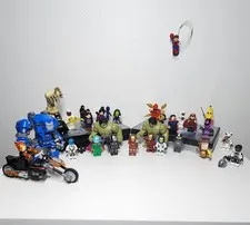 LEGO Marvel And Super Heroes Minifigure Lot - Hulk, Iron Man, Spider-Man, Batman