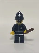 Lego Minifigure Constable Series 11 Complete Collectible British Bobby Toy 71002