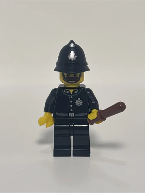 Lego Minifigure Constable Series 11 Complete Collectible British Bobby Toy 71002