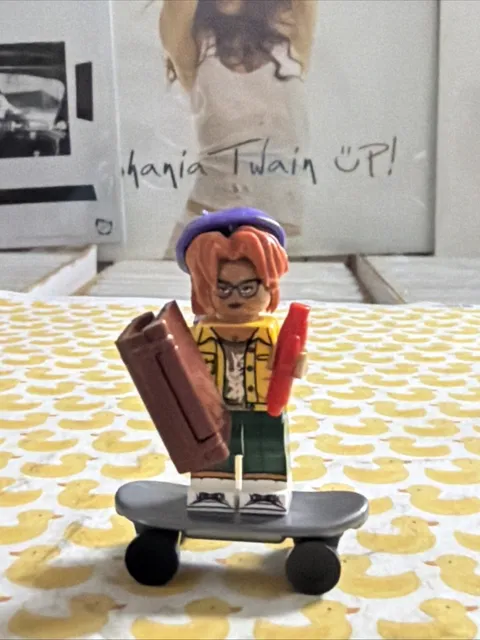 APRIL O'NEIL LEGO MINIFIG teenage mutant ninja turtles mutant mayhem edebiri
