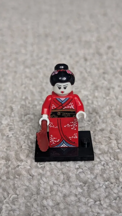 LEGO Kimono Girl Minifigure 8804 Collectible Series 4 