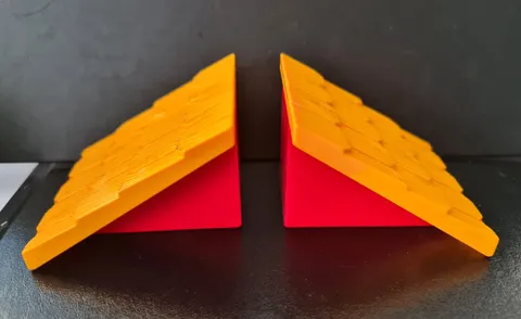 DUPLO LEGO CODE 4860 Roof Piece x2 yellow & red