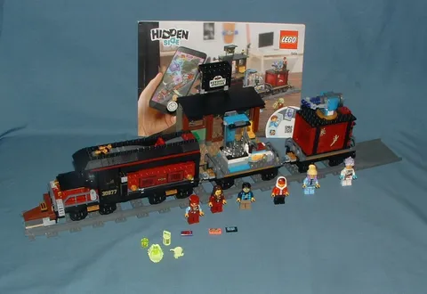 HIDDEN SIDE: GHOST TRAIN EXPRESS SET NO. 70424 - LEGO - 2019 - USED