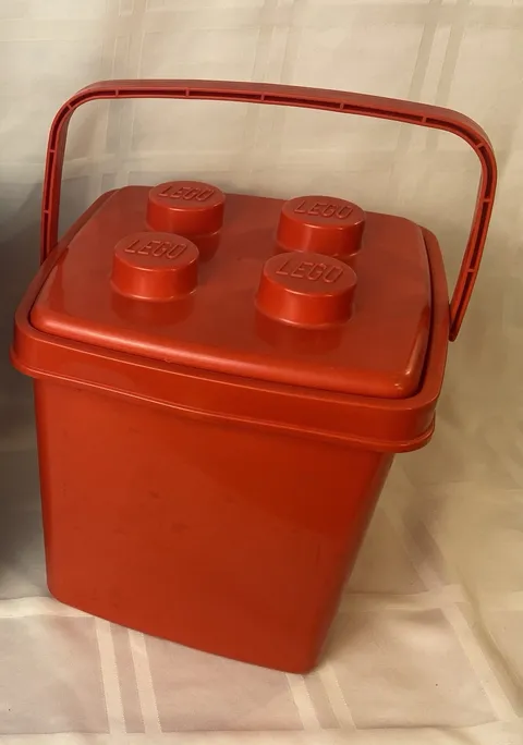 Vintage 1987 LEGO Storage Bucket Red 4 Stud Brick Lid Denmark
