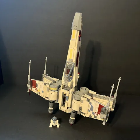 LEGO Star Wars 75218 X-Wing Starfighter With R2D2 - No Luke