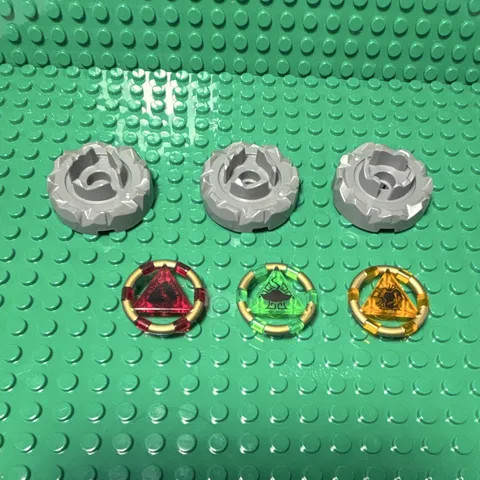LEGO Atlantis red, green and yellow key with grey key holder