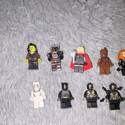 LEGO Marvel Avengers Minifigure Lot. new and old figures. sold as is