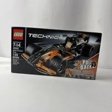 LEGO TECHNIC: Black Champion Racer (42026)
