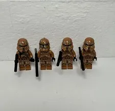 LEGO Star Wars lot of 4 Geonosis Troopers, Clone Troopers