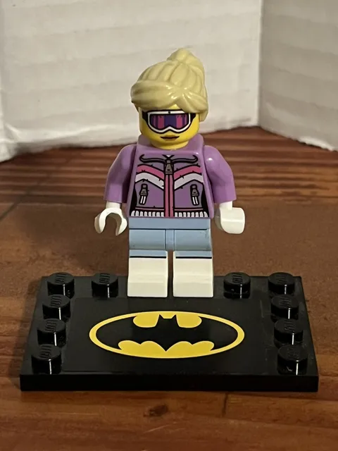 Lego Downhill Skier Series 8 Minifigure no skis col119
