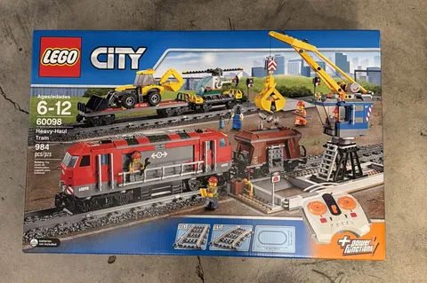 LEGO City 60098 Heavy-Haul Train NEW FACTORY SEALED Retired