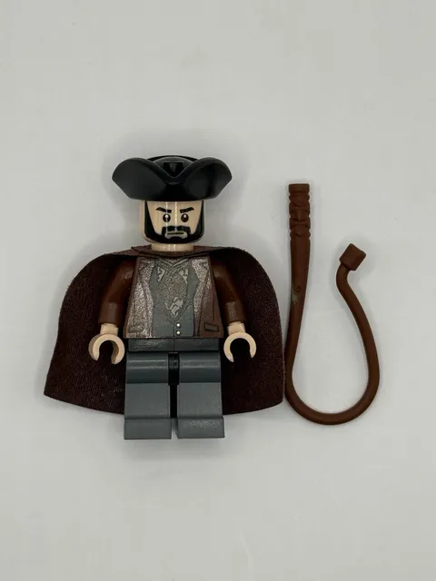 LEGO Pirates of the Caribbean Coachman Minifigure Poc016 From Set 4193