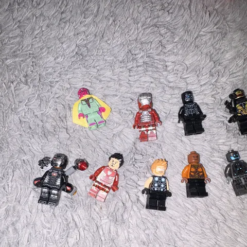 LEGO Marvel Super Heroes Minifigure Lot. (RARE VISION) everything sold as is