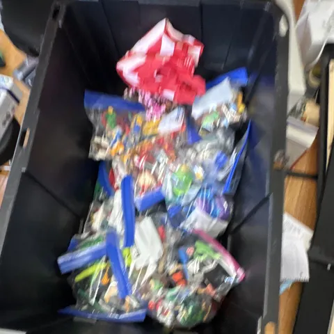 LEGO Lot, NINJAGO, Minecraft, etc look at pictures and desc