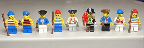 LEGO Pirates: Skull's Eye Schooner 6286 MINIFIGURES ONLY Brown Vest Ascot pi053