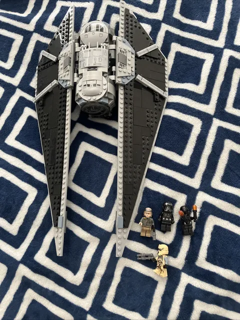 LEGO Star Wars TIE Striker 75154 prebuilt, all mini figures included