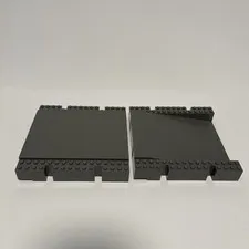 Lego - Raised Platform 2617 & Ramp 2642 - Vintage Base Parts Harbor