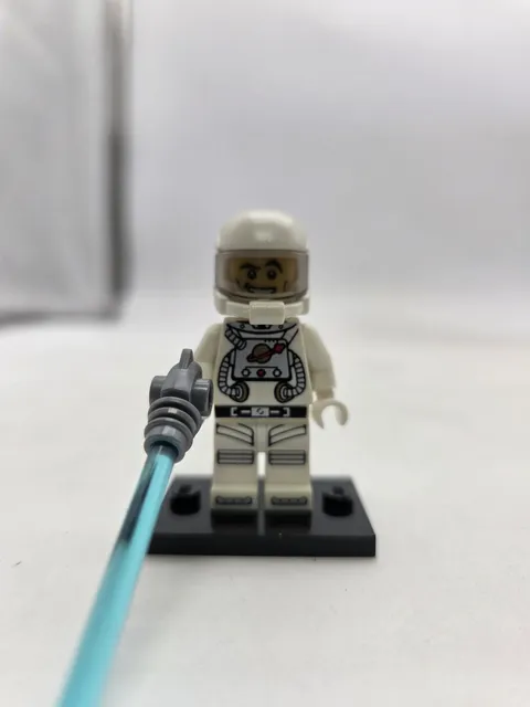 LEGO Series 1 Collectible Minifigures 8683 Spaceman Complete