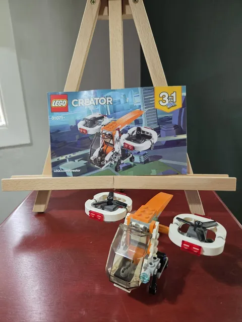LEGO Creator 3-in-1 Drone Explorer 31071 109pcs Set w/ Manual