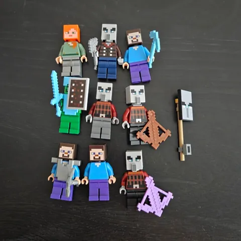 LEGO Minecraft Minifigure Lot Of 9 w/ Accessories
