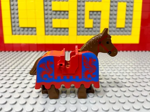 LEGO Castle Armored Horse Minifigure Dragon Knight Black Knight Set