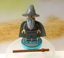 Lego ELEMENTS 72300 MINI FIGURE Dimensions Gandalf The Grey dim001 2015