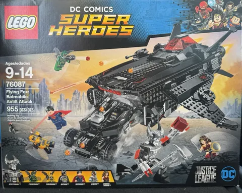 LEGO DC Comics Super Heroes Flying Fox: Batmobile Airlift 76087 955 pcs Box 9-14