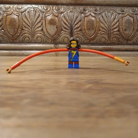 LEGO Ms. Marvel Minifigure Blue Suit Red Flexible Arms Lightning Bolt 1 Piece
