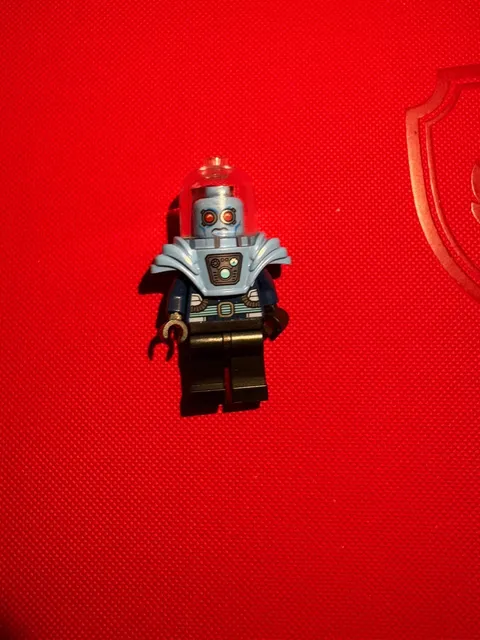 LEGO Minifigure Mr. Freeze sh0319 LEGO Batman Movie 70901 Ice Armor 2017