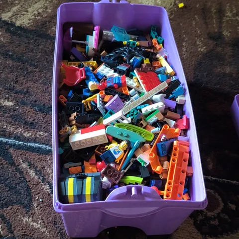 Lego Assorted Mystery Mixed Bricks And Parts Bulk Lot 4plus Lbs Lot