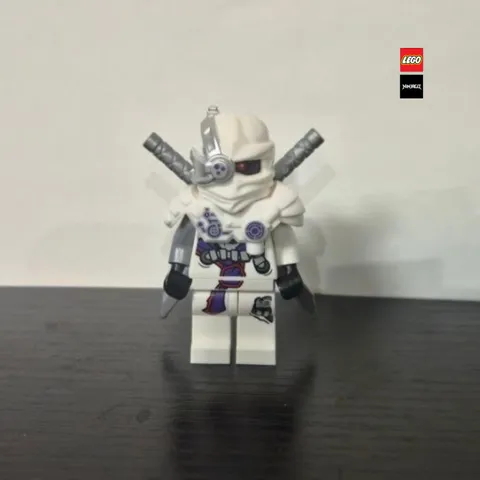 LEGO Ninjago Minifigure White Nindroid General Cryptor Bricktober 2017 Genuine