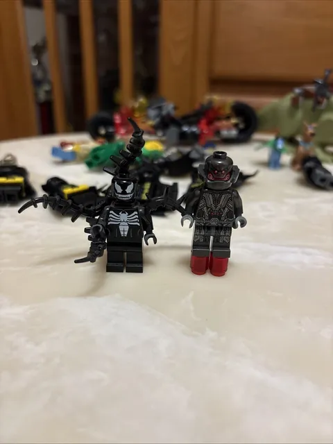 LEGO Venom SH0055 & Ultron Prime SH0175 Bundle