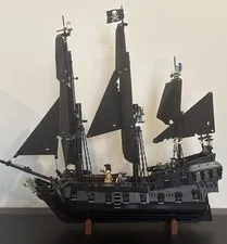 LEGO ICONS: Captain Jack Sparrow's Pirate Ship (10365) Black Pearl
