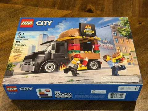 LEGO CITY: Burger Truck (60404) - NEW Factory Sealed City Truck
