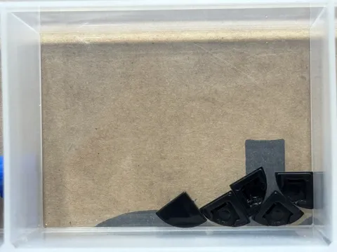 LEGO Parts - Black Tile, Round 1 x 1 Quarter - No 25269 - QTY 5