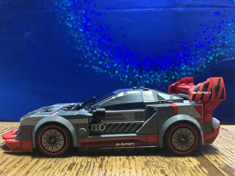 LEGO Speed Champions Audi S1 e-tron quattro Race Car 76921 with No instructions 