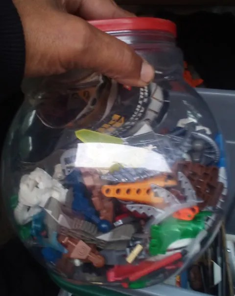 LEGO BIONICLE Special Edition Piece  Ultimate Creatures Accessory Set 8715