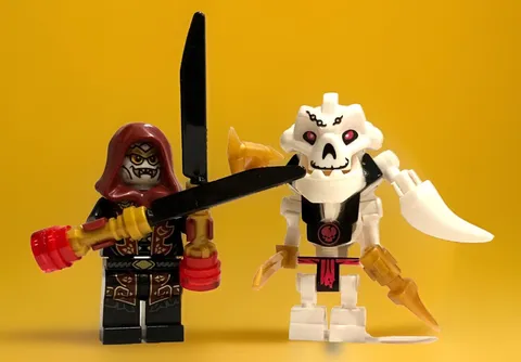 LIMITED EDITION © SAMUKAI  + NINJAGO LOYALIST LEGO