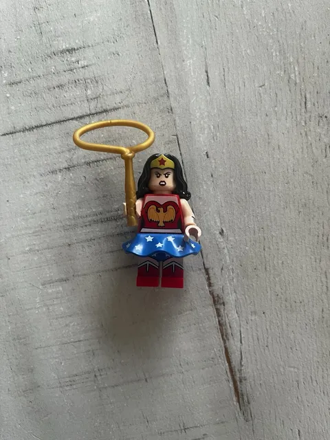 LEGO Minifigures DC Super Heroes - Wonder Woman New 71026