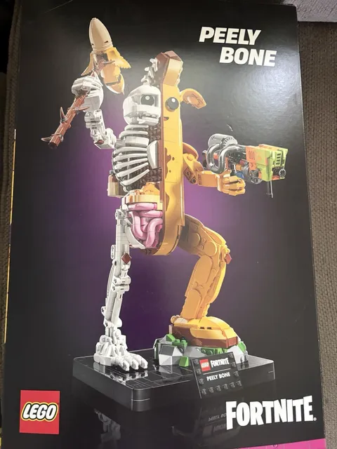LEGO Fortnite Peely Bone 77072 1414 pcs 18+ Complete Set
