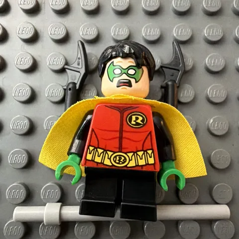 LEGO® Robin Minifigure DC Batman Sidekick Super Heroes sh0091